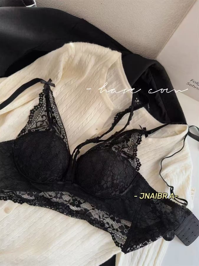 Halter Neck Lace Trim Wirefree Push Up Bralette