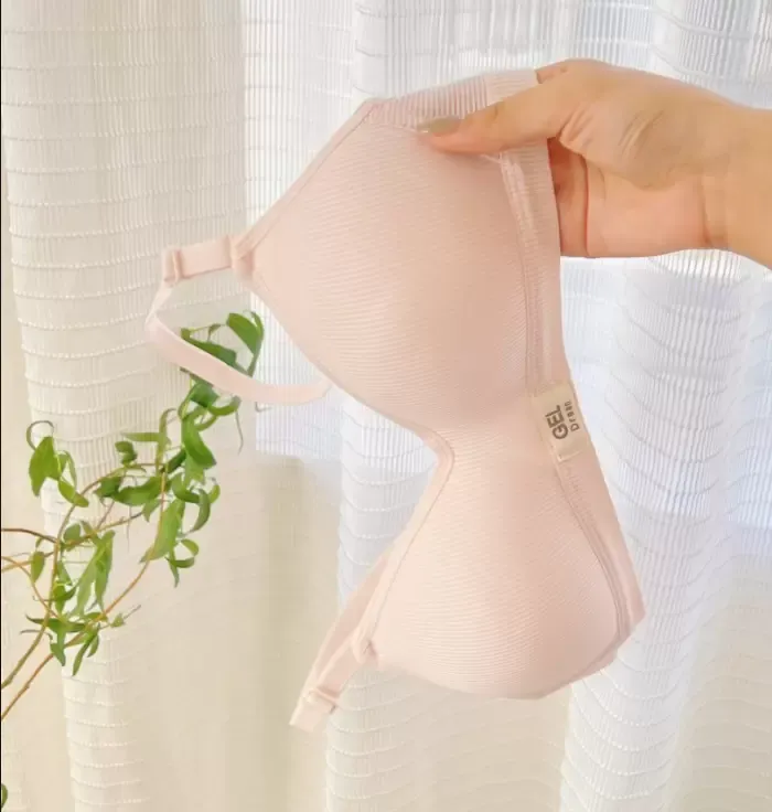 บราดันทรงไร้โครง (Wireless Push-Up Bra) 2