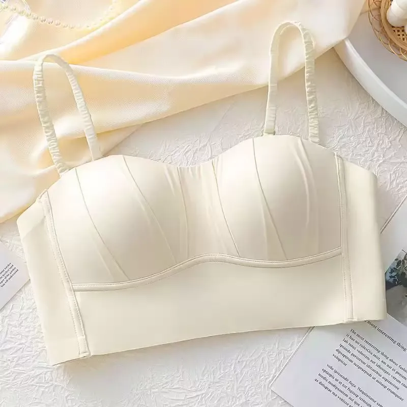 Strapless Wireless Push-Up Bra 7