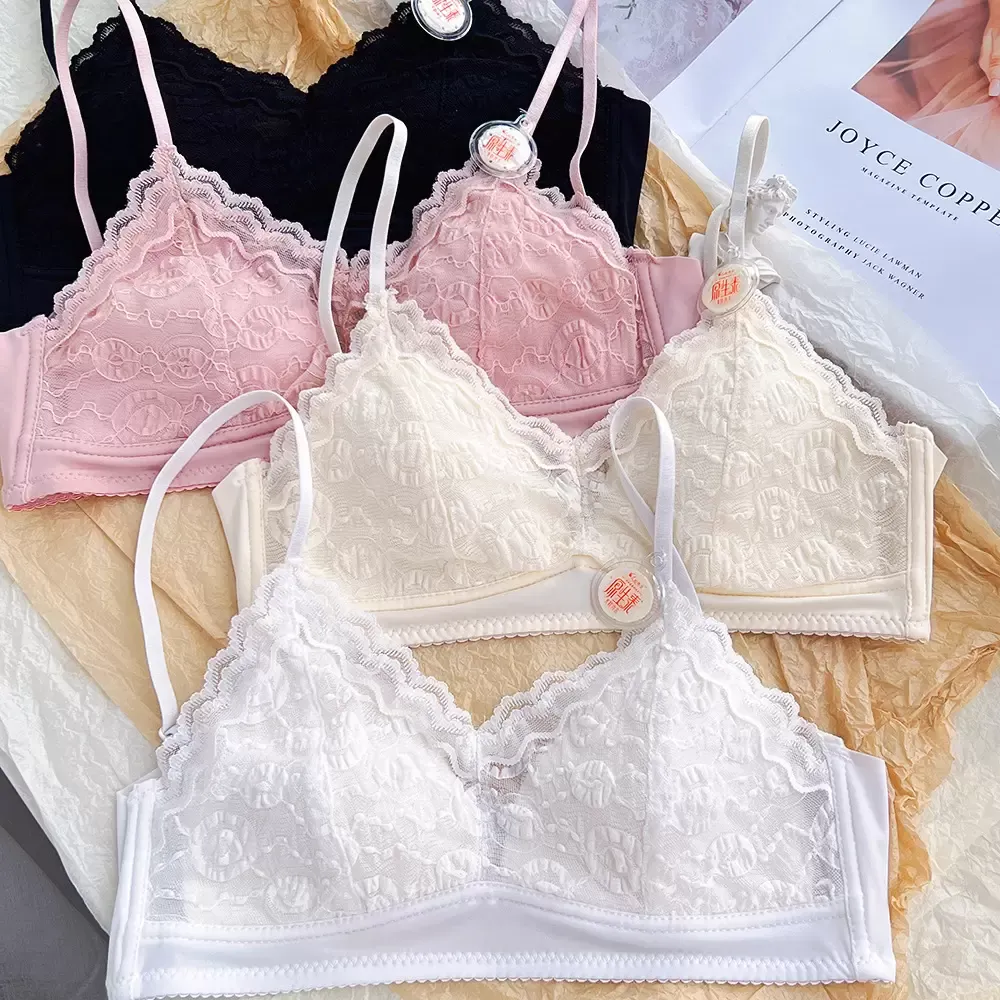 Lace Wireless Bra for Women – French Style Triangle Bra with Soft Push-Up, Seamless & Comfortable Fit