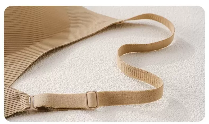 Lace Halter Bra - quality craftsmanship detail 8