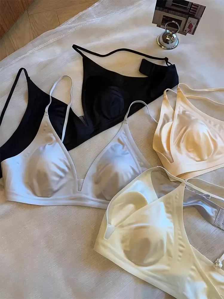 Deep V Seamless Wireless Bra - quality craftsmanship detail 5