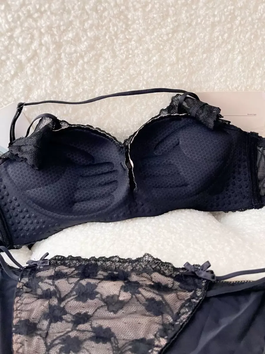 Sexy Lace Push Up Bra - quality craftsmanship detail 2