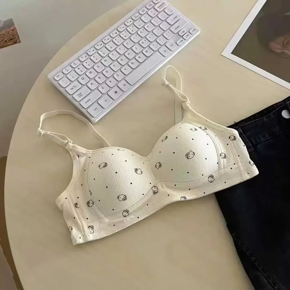 Wireless Push-Up Bra 7