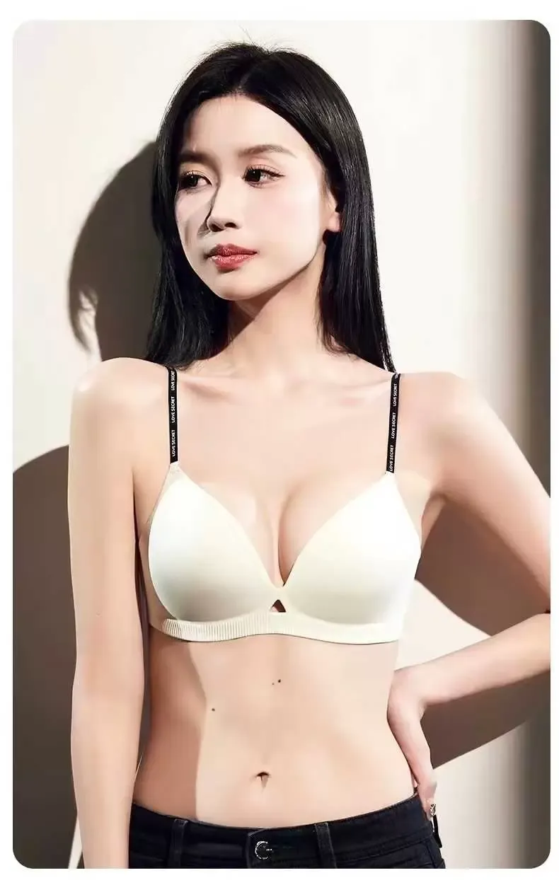 Ultra-Light Triangle Bra 11