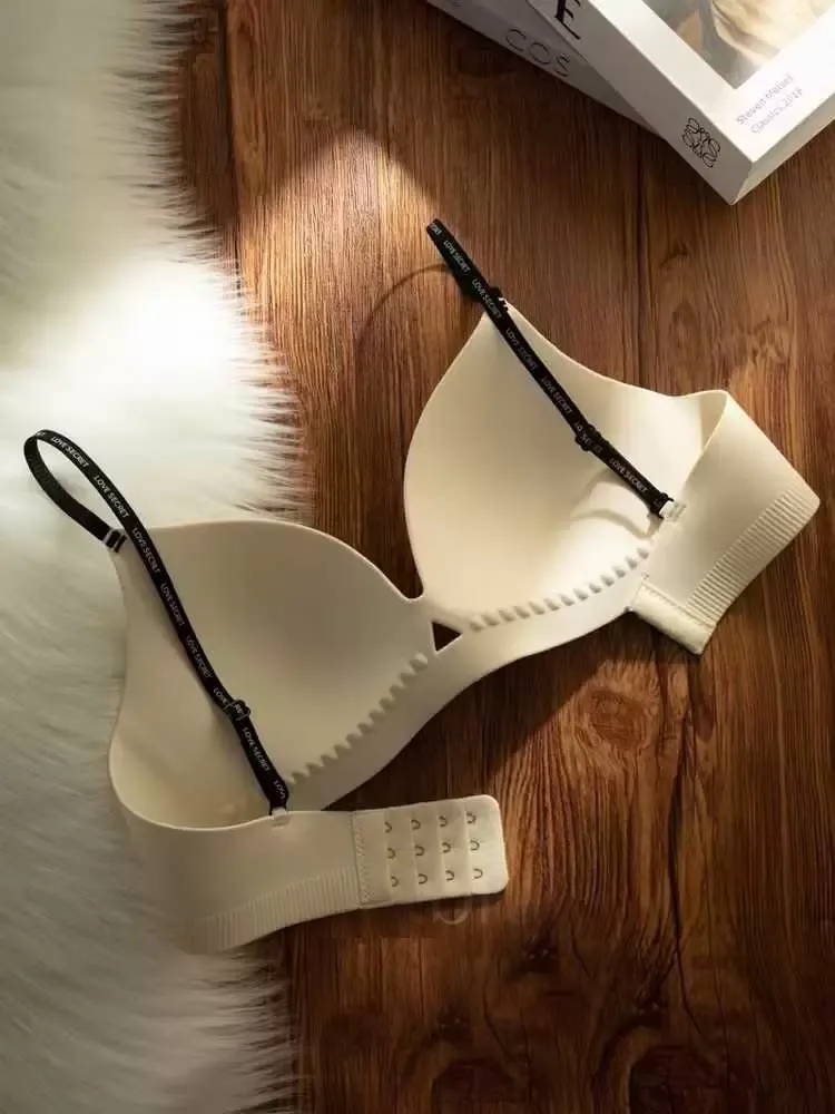 Ultra-Light Triangle Bra 4