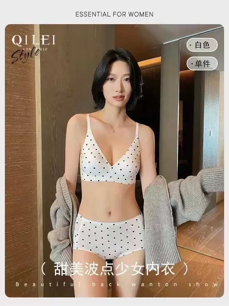 Polka Dot Deep V Triangle Bra 14