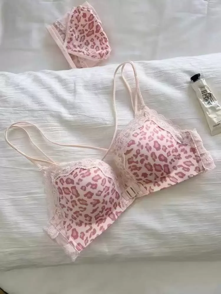 Front Closure Lace Push Up Bra 6