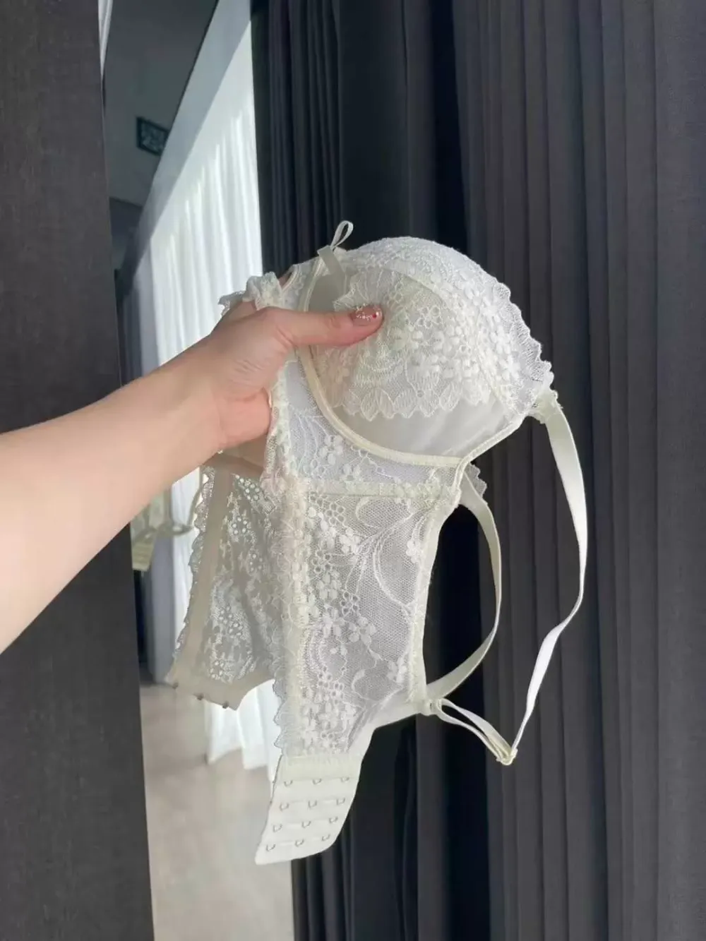 Embroidered Lace Push Up Bra 3