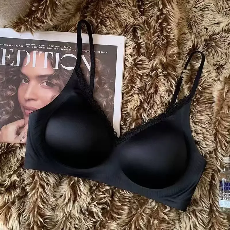 Luxury Satin Seamless Wireless Bra 3