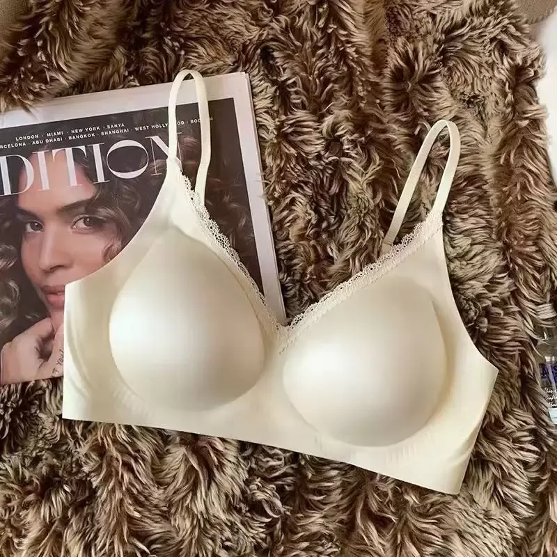 Luxury Satin Seamless Wireless Bra 6