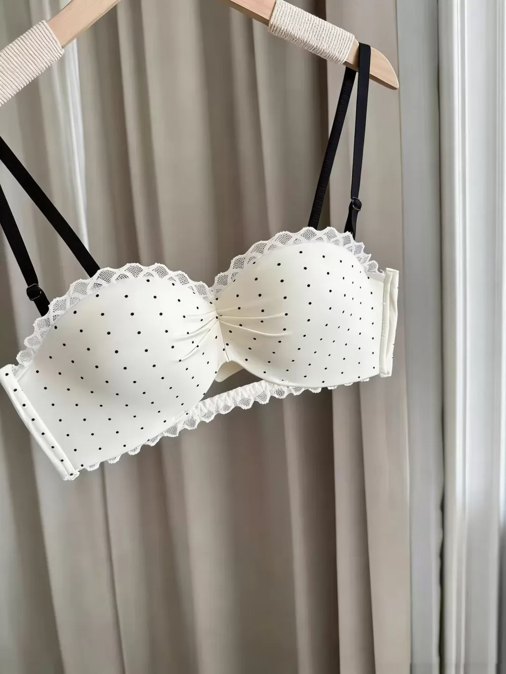 Seamless Push Up Wireless Bra for Small Bust 2