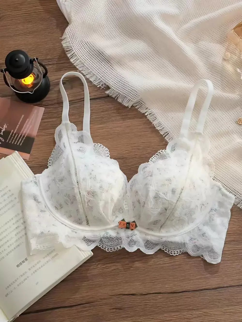 French Lace Wireless Bra for Women 3
