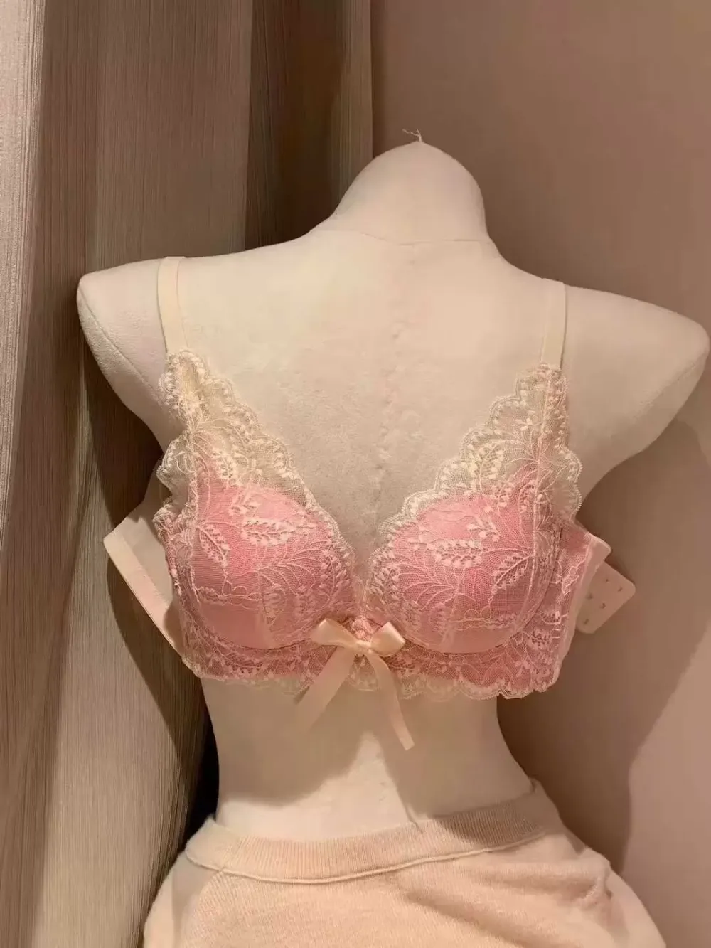 Rose Lace Wireless Bra Manufacturer 11